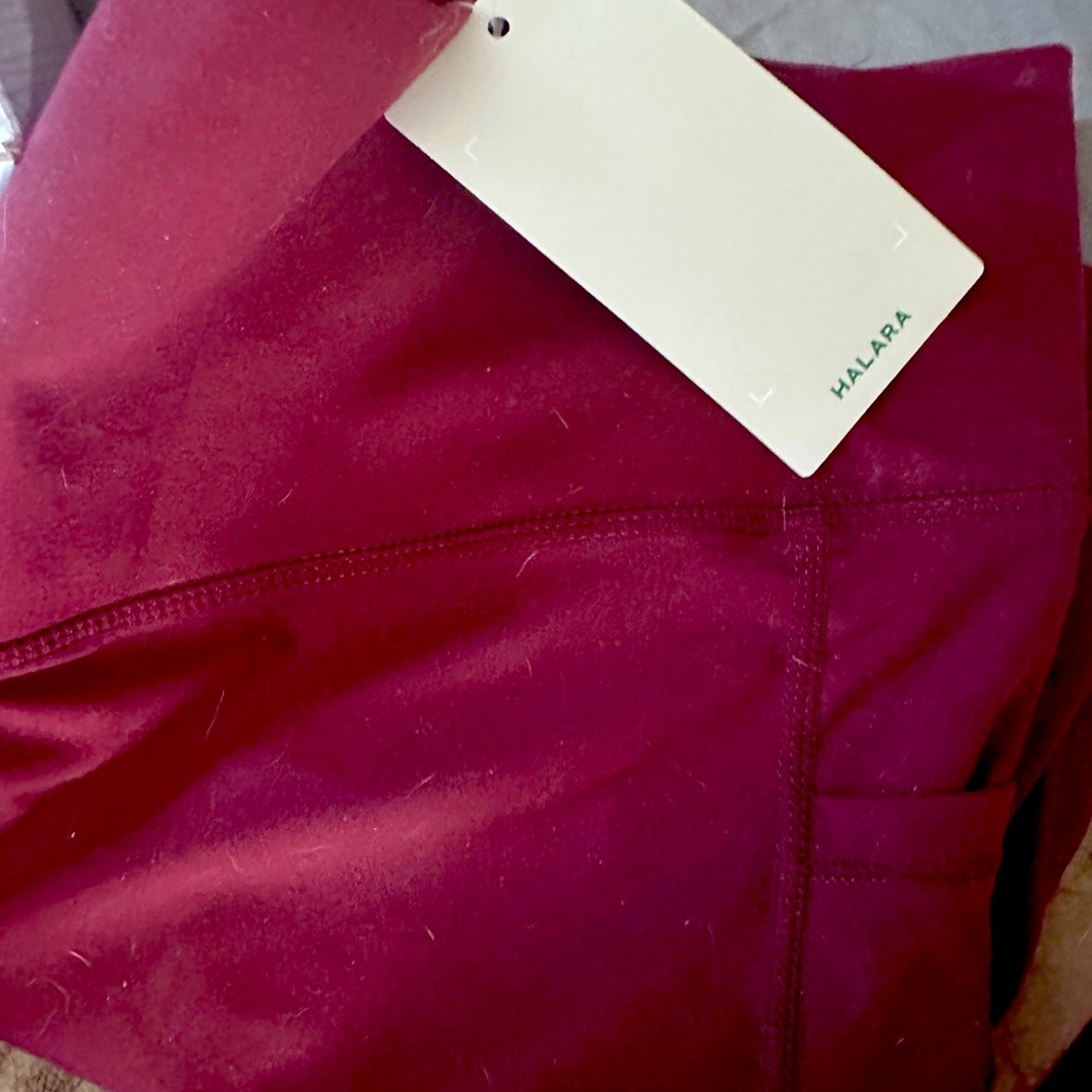 Brand Mew w/ Tags Halara Leggings